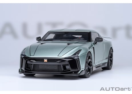 AUTOart 1/18　NISSAN GT-R50 by ITALDESIGN （メタリック・グリーン／ブラック）　77512
