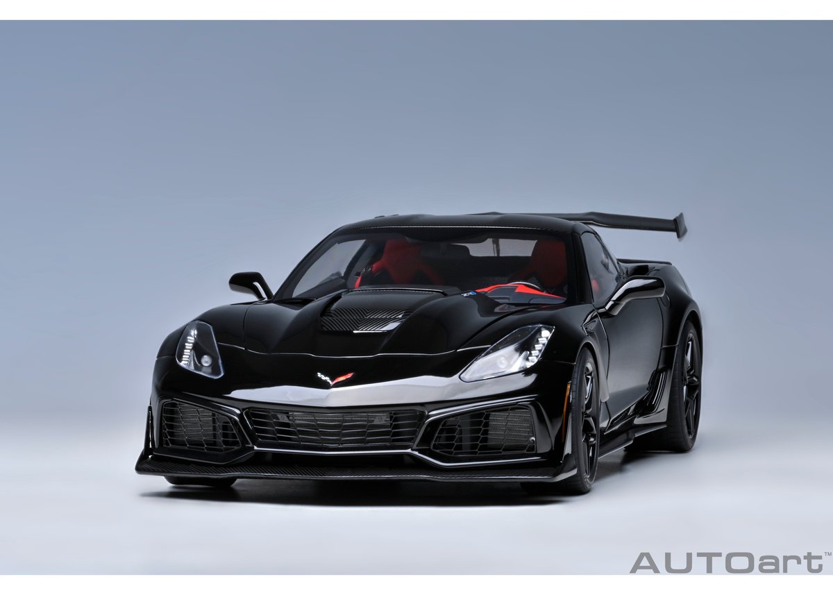 AUTOart 1/18 シボレー コルベット (C7) ZR1 (ブラック AUTOart 1/18 シボレー コルベット (C7) ZR1 (ブラック