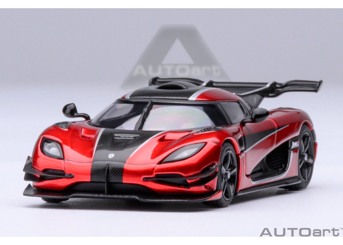 AUTOart 1/64 ケ－ニグセグ One：1 （メタリック・レッド／カーボン