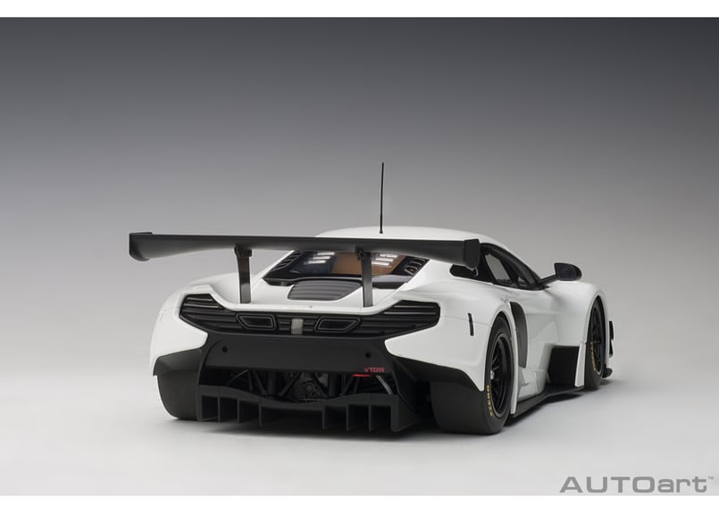 AUTOart 1/18 マクラーレン 650S GT3 （ホワイト） 81640 | AUT