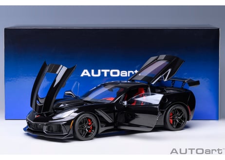 AUTOart 1/18　シボレー コルベット （C7） ZR1 （ブラック）　71276