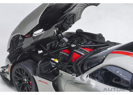 AUTOart 1/18　ダッジ バイパー ACR （メタリック・シルバー／ブラック・ストライプ）　71733