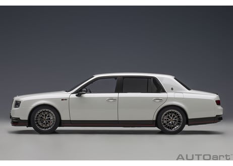 AUTOart 1/18　トヨタ センチュリー GRMN （パール・ホワイト）　78764