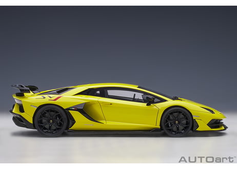 AUTOart 1/18　ランボルギーニ アヴェンタドール SVJ （パール・イエロー）　79175