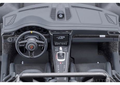 AUTOart 1/18　ポルシェ 911 （991.2） GT3 RS ヴァイザッハ・パッケージ （ホワイト／カーボンブラック）　78176