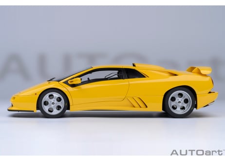 AUTOart 1/18　ランボルギーニ ディアブロ SE30 イオタ （イエロー）　79144