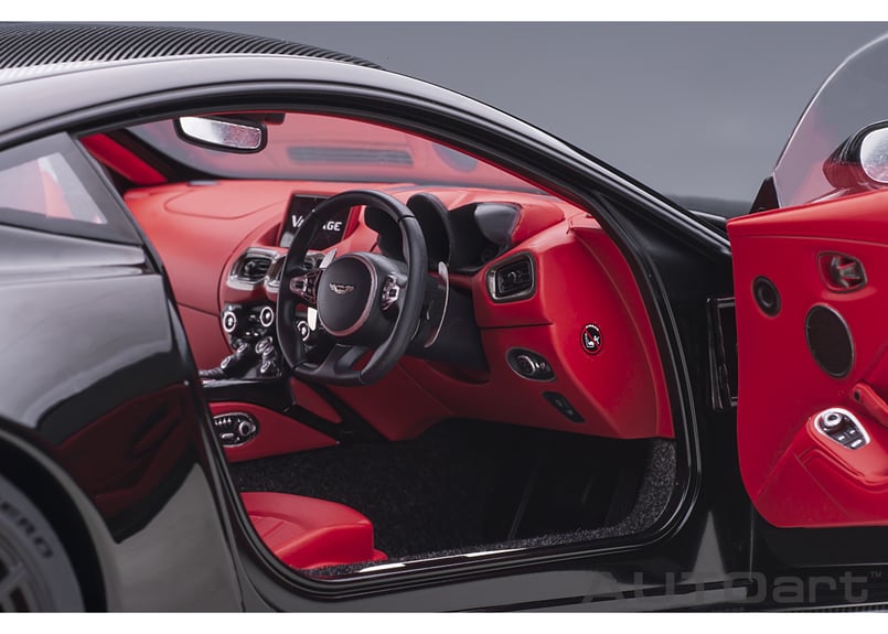 AUTOart 1/18 アストンマーチン ヴァンテージ 2019 (ブラック AUTOart 1/18 アストンマーチン ヴァンテージ 2019 (ブラック