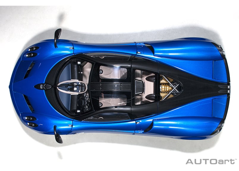 AUTOart 1/12 パガーニ ウアイラ (メタリック・ブルー) 12232 AUTOart 1/12 パガーニ ウアイラ (メタリック・ブルー) 12232