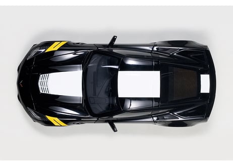 AUTOart 1/18　シボレー コルベット (C7) グランスポーツ (ブラック／ホワイト・ストライプ) ※イエロー・ハッシュマーク　71273
