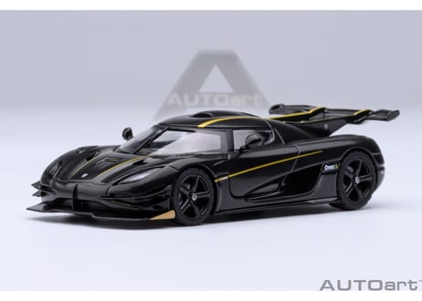 AUTOart 1/64　ケ－ニグセグ One：1 （カーボン・ブラック／ゴールド）　20043