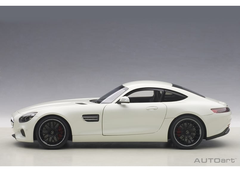 AUTOart 1/18 メルセデス・AMG GT S （ホワイト） 76311 | AUTO...