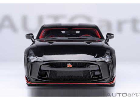 AUTOart 1/18　NISSAN GT-R50 by ITALDESIGN （ブラック／マット・ブラック）　77513