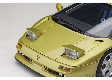 AUTOart 1/18　ランボルギーニ ディアブロ SE30  （GIALLO SPYDER／メタリック・イエロー）　79157