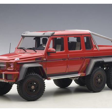 1/18　メルセデス ベンツ G63 AMG 6x6 （レッド）　76304