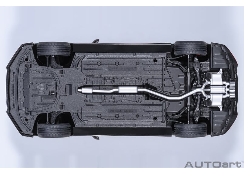 AUTOart 1/18 ホンダ シビック タイプR (FK8) 2021 AUTOart 1/18 ホンダ シビック タイプR (FK8) 2021