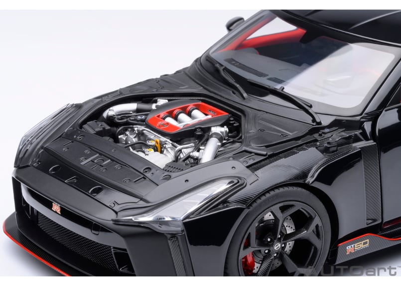 AUTOart 1/18 NISSAN GT-R50 by ITALDESIGN （ブラック／