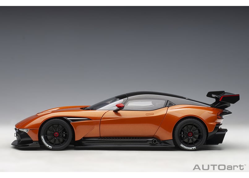 AUTOart 1/18 アストンマーチン ヴァルカン (メタリック AUTOart 1/18 アストンマーチン ヴァルカン (メタリック