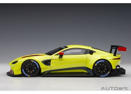 AUTOart 1/18　アストンマーチン ヴァンテージ GTE 2018 （プレゼンテーションカー）＊開閉無し　81807