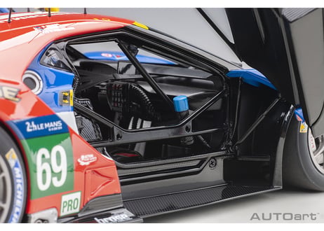 AUTOart 1/18　フォード GT 2016 #69 （ル・マン24時間レース LMGTE Proクラス3位）　81612