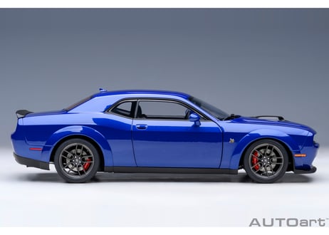 AUTOart 1/18　ダッジ チャレンジャー R/T スキャットパック ワイドボディ 2022 （INDIGO BLUE / メタリック・ブルー）　71772