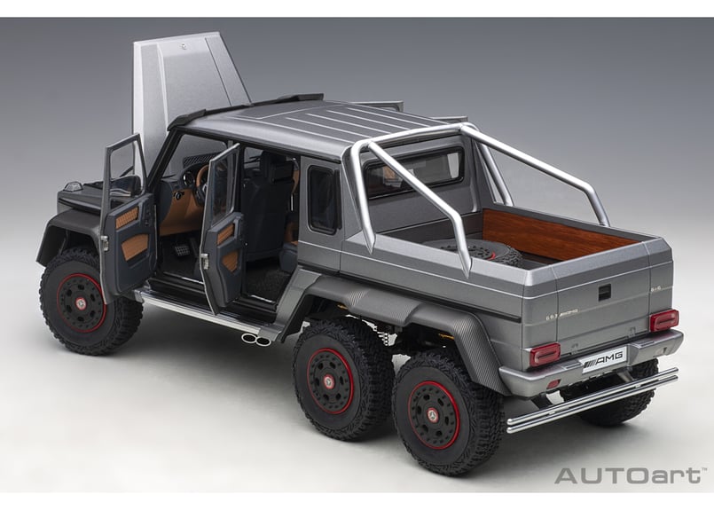 AUTOart 1/18 メルセデス・ベンツ G63 AMG 6X6 （マット