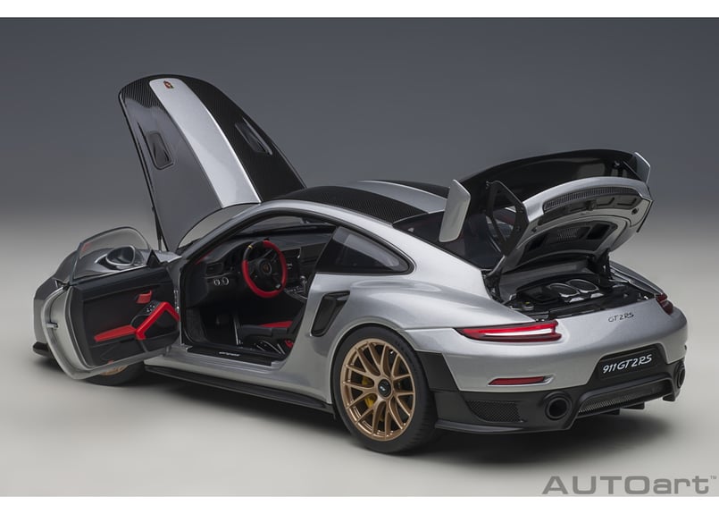 AUTOart 1/18 ポルシェ 911 (991.2) GT2 RS ヴァイザッハ AUTOart 1/18 ポルシェ 911 (991.2) GT2 RS ヴァイザッハ