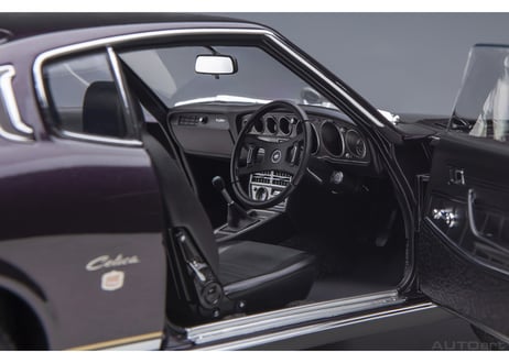 AUTOart 1/18　トヨタ セリカ リフトバック 2000GT （RA25） 1973 （ダークパープル・メタリック）　78769