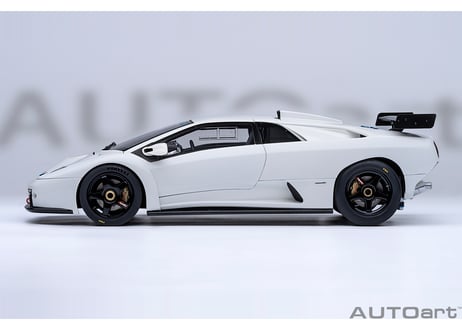 AUTOart 1/18　ランボルギーニ ディアブロ GTR （ホワイト）　79136