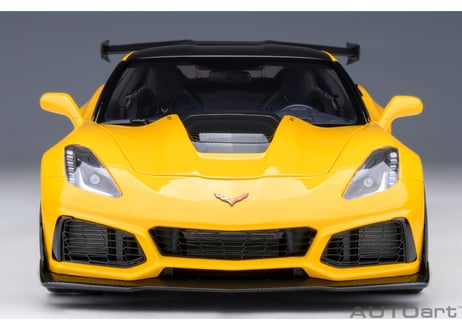 AUTOart 1/18　シボレー コルベット （C7） ZR1 （イエロー）　71278