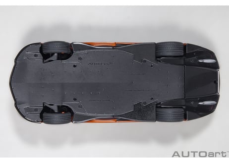 AUTOart 1/18　 マクラーレン スピードテール （メタリック・オレンジ）　76088