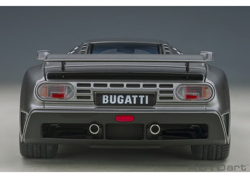 AUTOart 1/18 ブガッティ EB110 SS (シルバー・メタリック AUTOart 1/18 ブガッティ EB110 SS (シルバー・メタリック