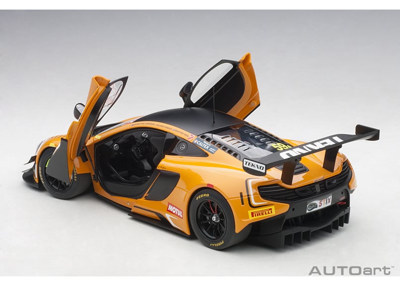 AUTOart 1/18 マクラーレン 650S GT3 2016年 #59A （バサースト1...