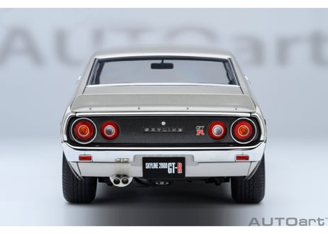 AUTOart 1/18　日産 スカイライン 2000GT-R （KPGC110） チューンド・バージョン （シルバー）　77466