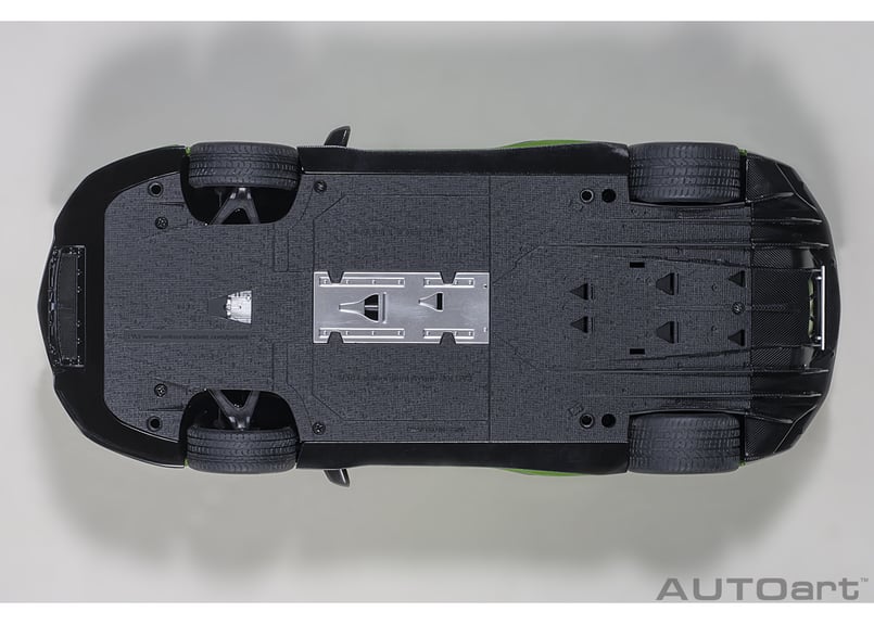 AUTOart 1/18 ランボルギーニ アヴェンタドール SVJ (マット AUTOart 1/18 ランボルギーニ アヴェンタドール SVJ (マット