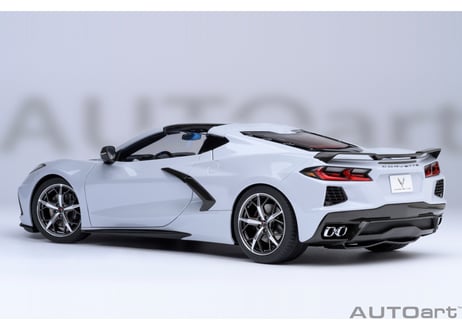 AUTOart 1/18　シボレー コルベット （C8） スティングレイ Z51 （グレー・メタリック）　71284