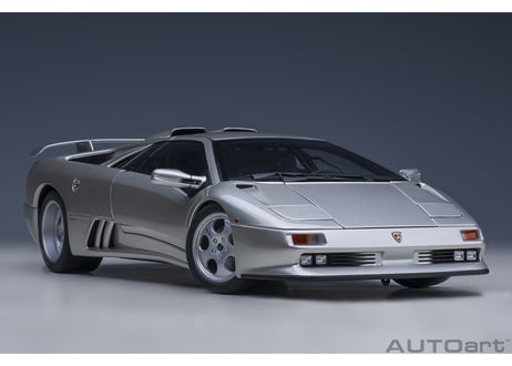 AUTOart 1/18　ランボルギーニ ディアブロ SE30 イオタ （TITANIO／メタリック・シルバー）　79143