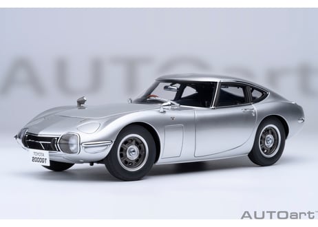 AUTOart 1/18　トヨタ 2000GT 1967 （シルバー）　79548