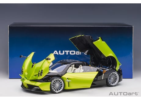 AUTOart 1/18　パガーニ ウアイラ ロードスター （メタリック・ライトグリーン）　78288