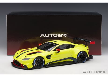 AUTOart 1/18　アストンマーチン ヴァンテージ GTE 2018 （プレゼンテーションカー）＊開閉無し　81807