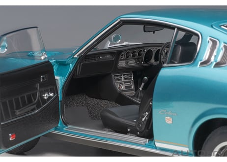 AUTOart 1/18　トヨタ セリカ リフトバック 2000GT （RA25） 1973 （ターコイズブルー・メタリック）　78767