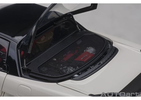 AUTOart 1/18　ホンダ NSX-R （NA2）（チャンピオンシップホワイト／ブラック・カーボン）　73215