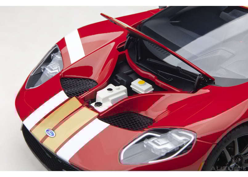 【はじめ】1/18 絶版 AUTOart フォードGT 2004 赤 1/18 AUTOart 2004 Ford GT (Red with White Stripes) Diecast