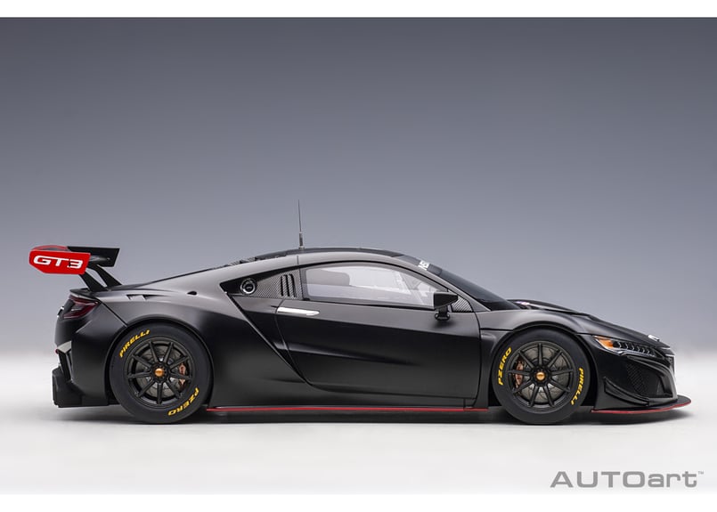 AUTOart 1/18 ホンダ NSX GT3 2018 (マット・ブラック)*開閉 AUTOart 1/18 ホンダ NSX GT3 2018 (マット・ブラック)*開閉