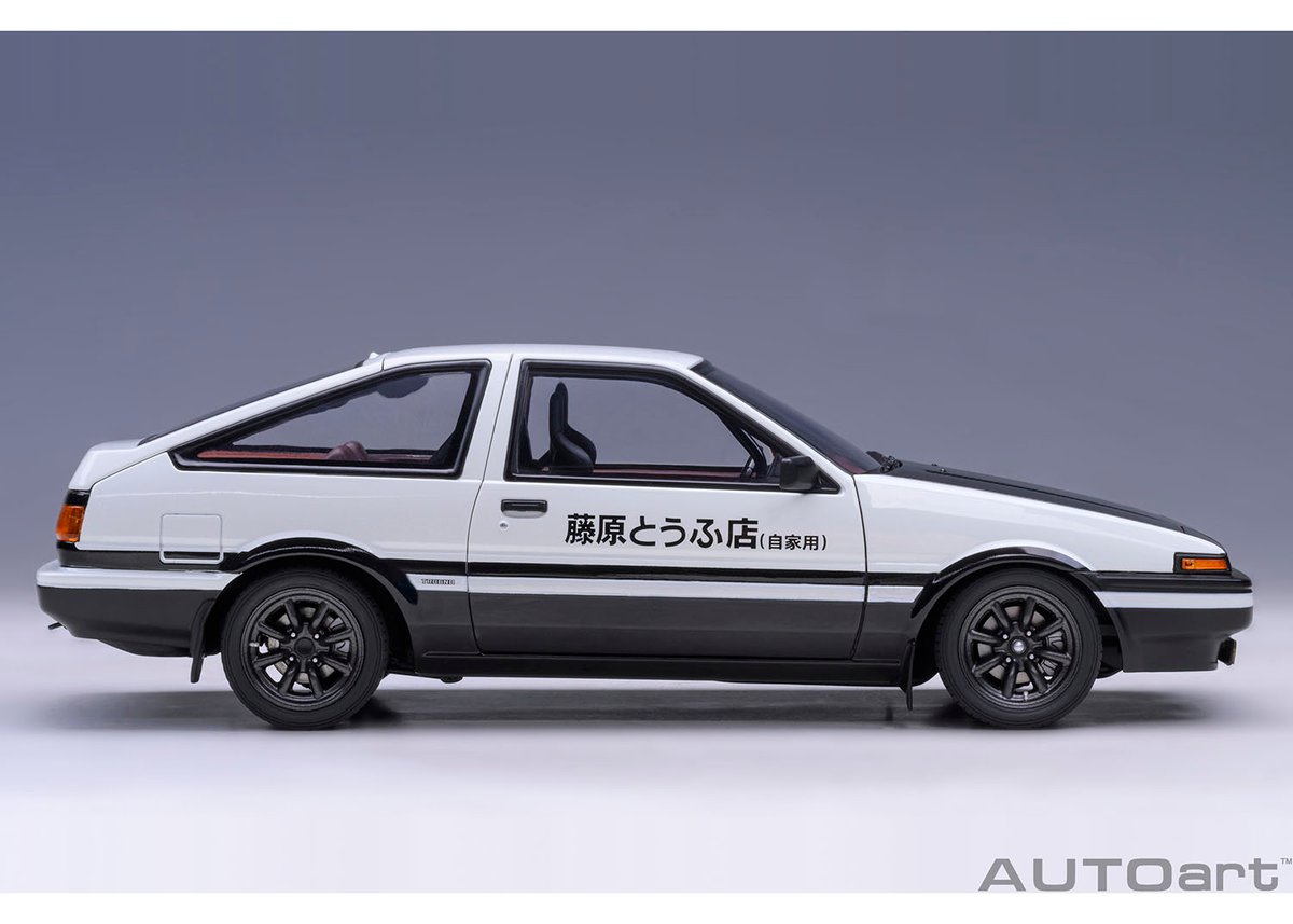 AUTOart 1/18 トヨタ スプリンター トレノ (AE86) 『頭文字 D』 “プロジ...