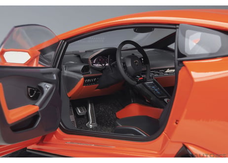 AUTOart 1/18　ランボルギーニ ウラカン EVO （パール・オレンジ）　79214
