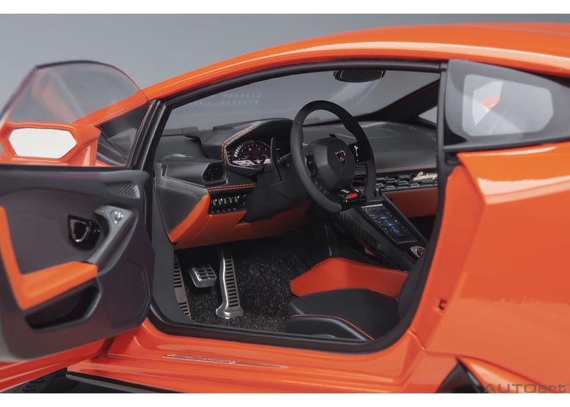 AUTOart 1/18 ランボルギーニ ウラカン EVO (パール・オレンジ AUTOart 1/18 ランボルギーニ ウラカン EVO (パール・オレンジ