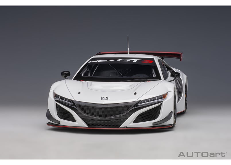 オートアート　1/18 　 ホンダ　NSX 　GT3 Finished product AUTOart 1/18 Honda NSX GT3 2018white Jp