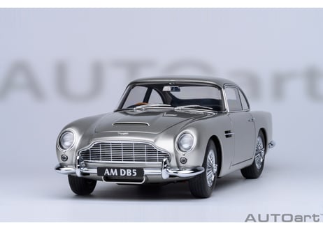 AUTOart 1/18　アストンマーチン DB5 （シルバー・メタリック）　70287