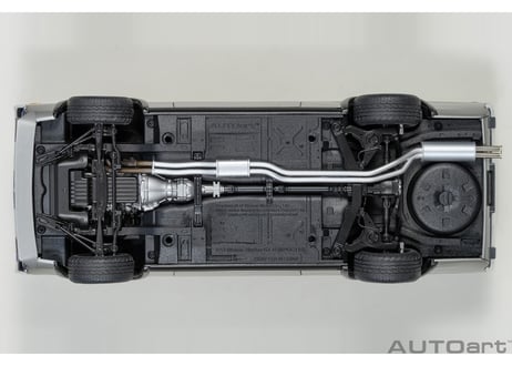AUTOart 1/18　日産 スカイライン 2000GT-R （KPGC110） チューンド・バージョン （シルバー）　77466