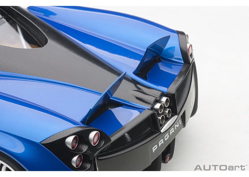 AUTOart 1/12 パガーニ ウアイラ (メタリック・ブルー) 12232